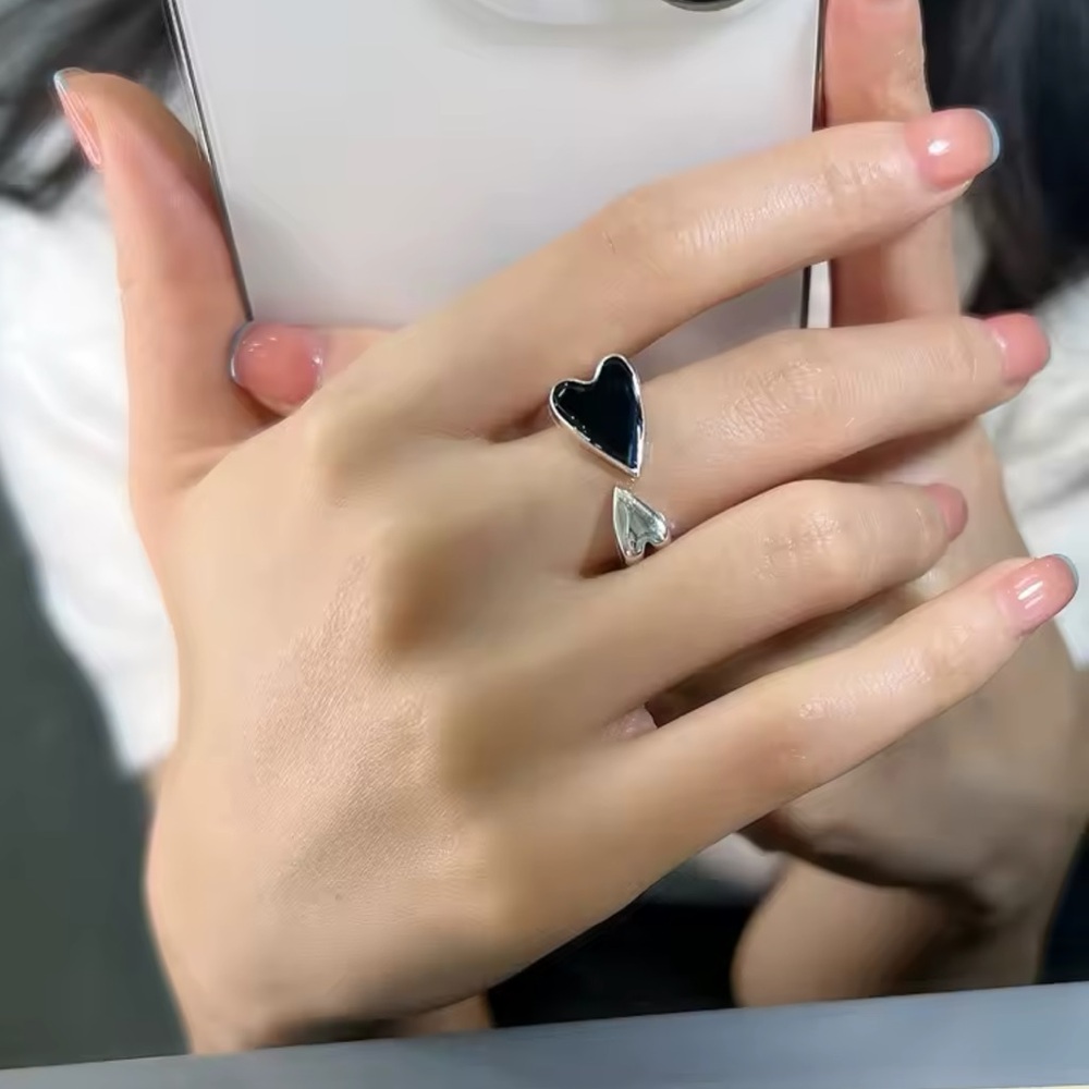 Heart-Shaped Black Silver  .925 adjustable Ring